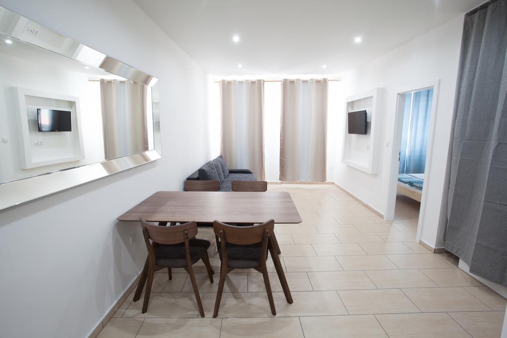 Apartments Kopecna With Parking Брно Екстер'єр фото