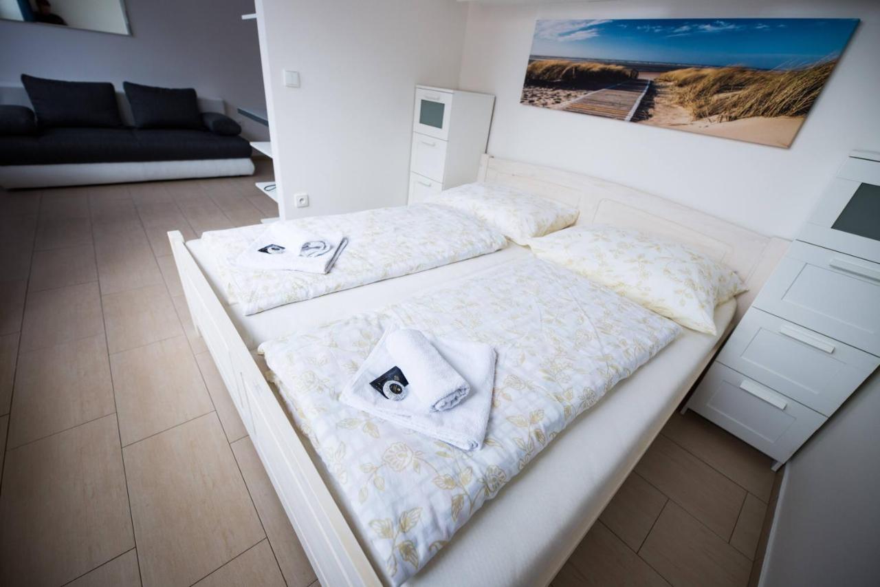 Apartments Kopecna With Parking Брно Екстер'єр фото