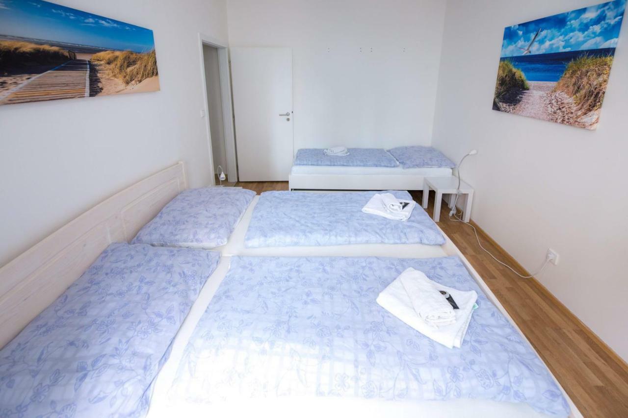 Apartments Kopecna With Parking Брно Екстер'єр фото